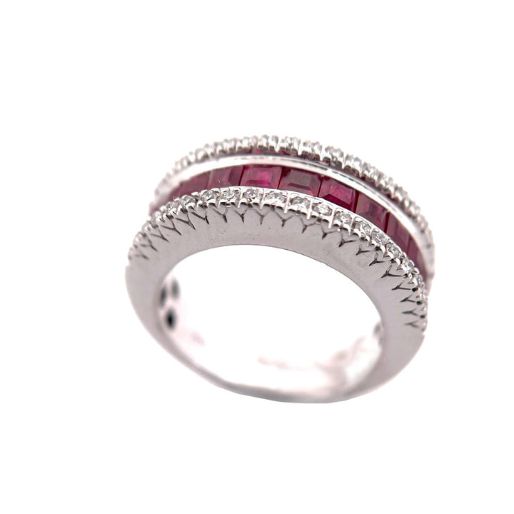 Red gold 18kt Rubies Carré 2.09ct ring and diamonds