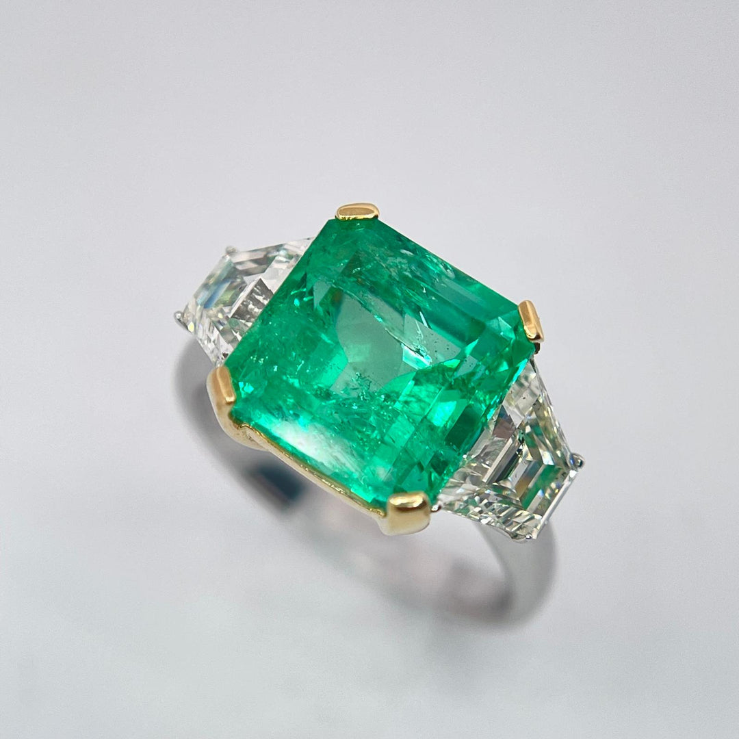 Zydo Gold Ring White 18kt Emerald Diamond 0002AG