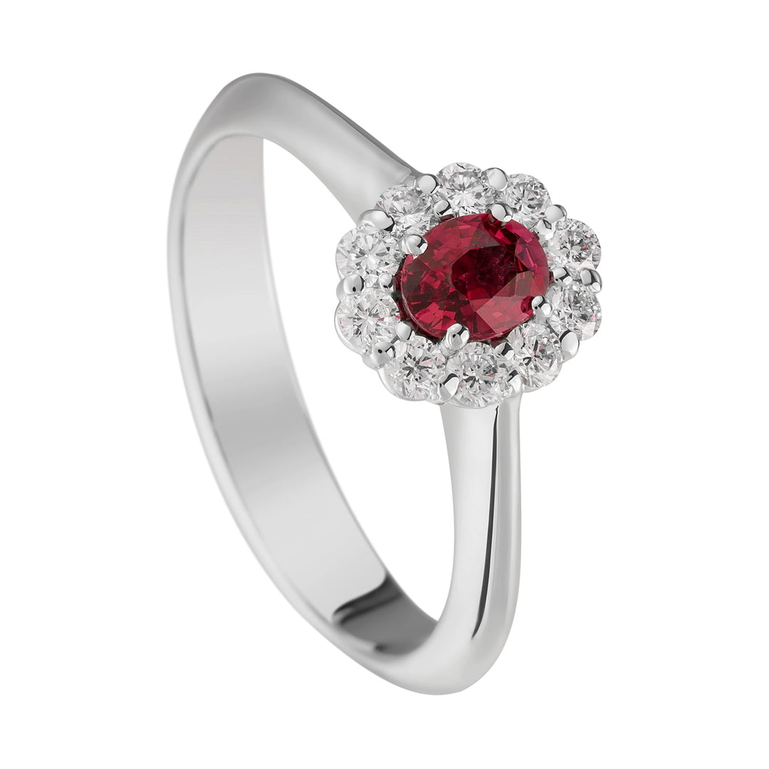 Golay 5x4 oval ruby ​​ring and diamonds