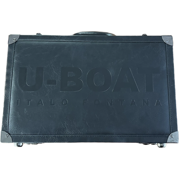 U-Boot schwarzer Lederkoffer bringt 5 Uboat-001-Reiseuhren mit