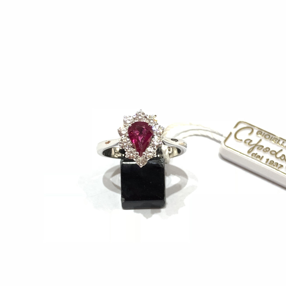 Capodagli anello oro bianco 18kt Rubino a goccia 0,77ct e diamanti - Gioielleria Capodagli