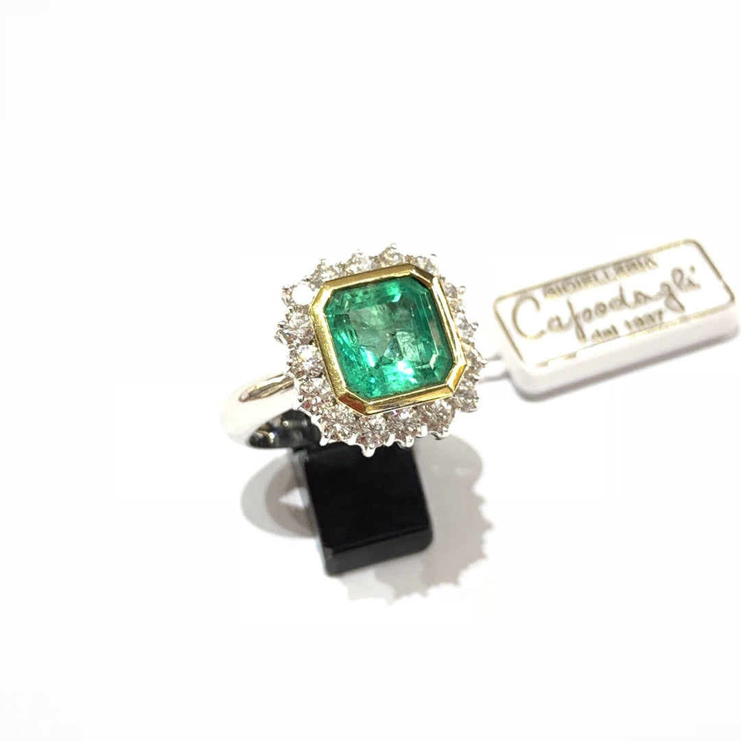 Recarlo anello a fiore oro 18kt  smeraldo e diamanti - Gioielleria Capodagli