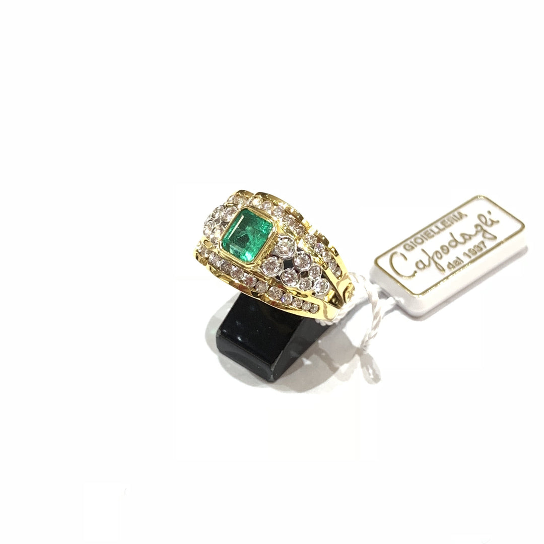 Recarlo anello a fascia oro 18kt smeraldo e diamanti - Gioielleria Capodagli